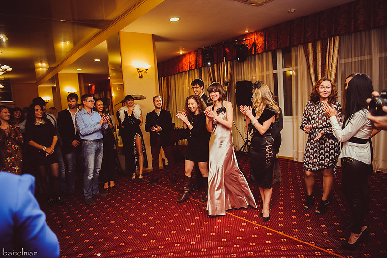 Заказать корпоратив на День энергетика 2025 в Астрахани